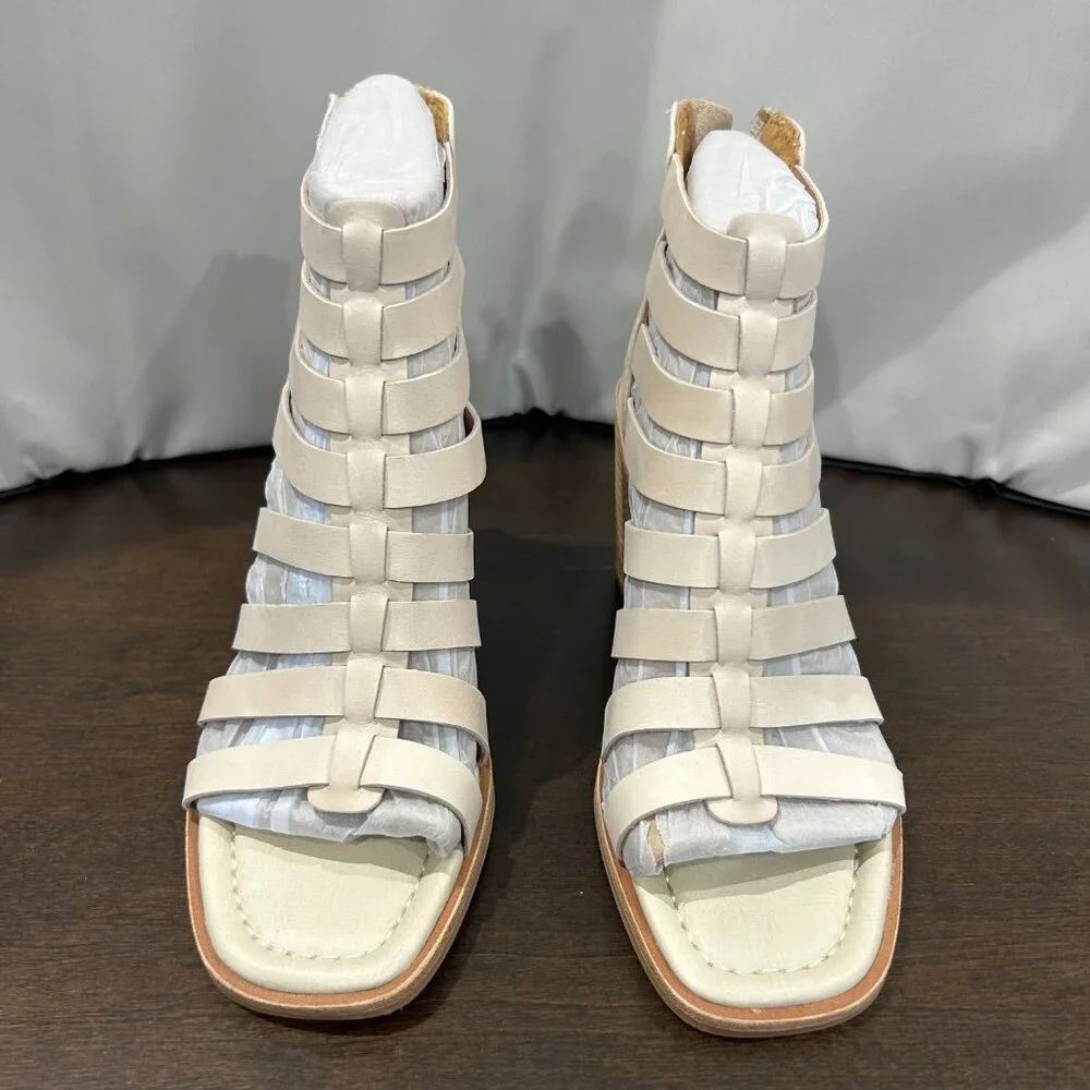 Sofft NWB Stratford Heeled Sandal, Tan‎ 7